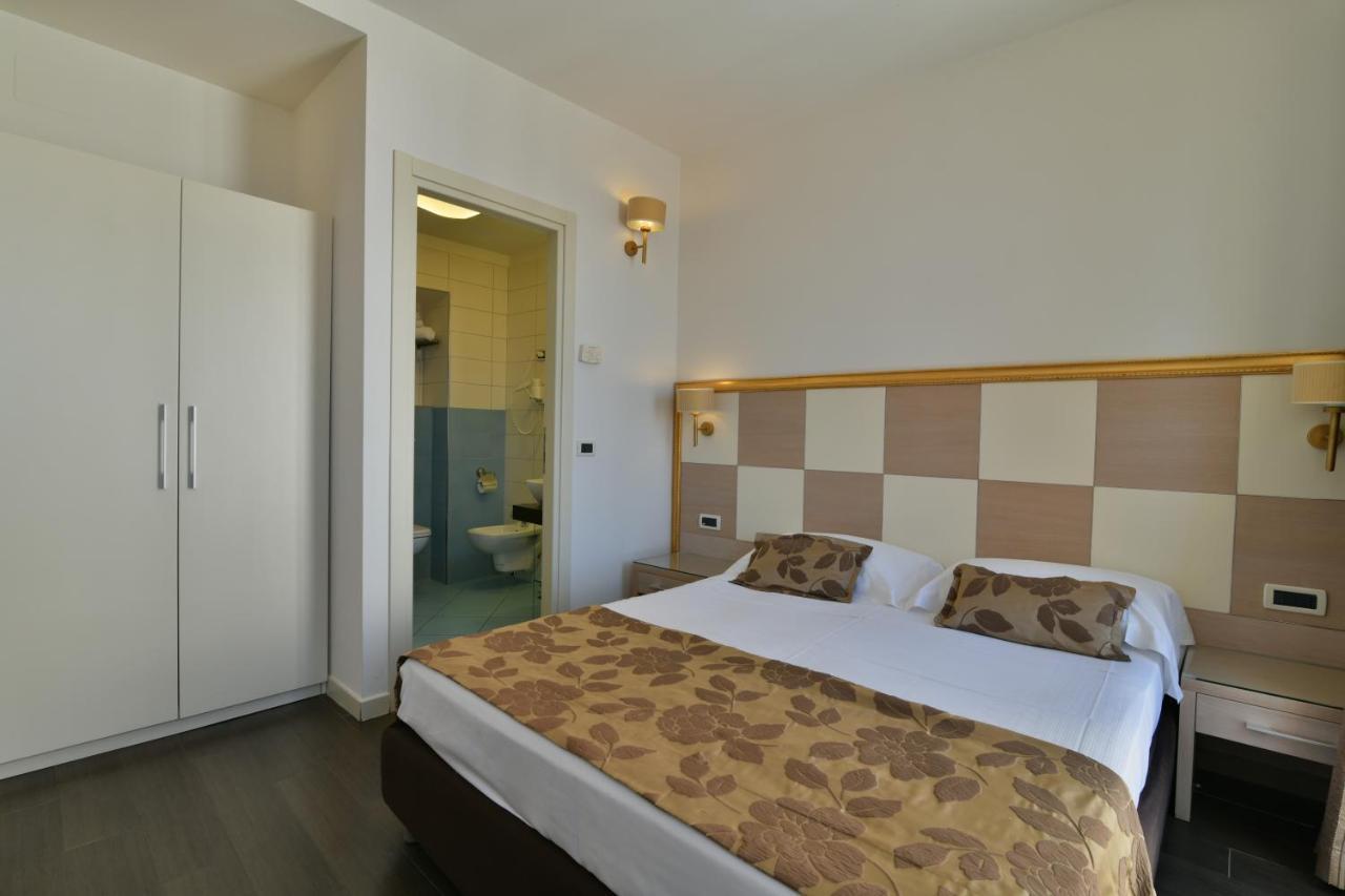 Hotel Le Chevalier Taormina Buitenkant foto