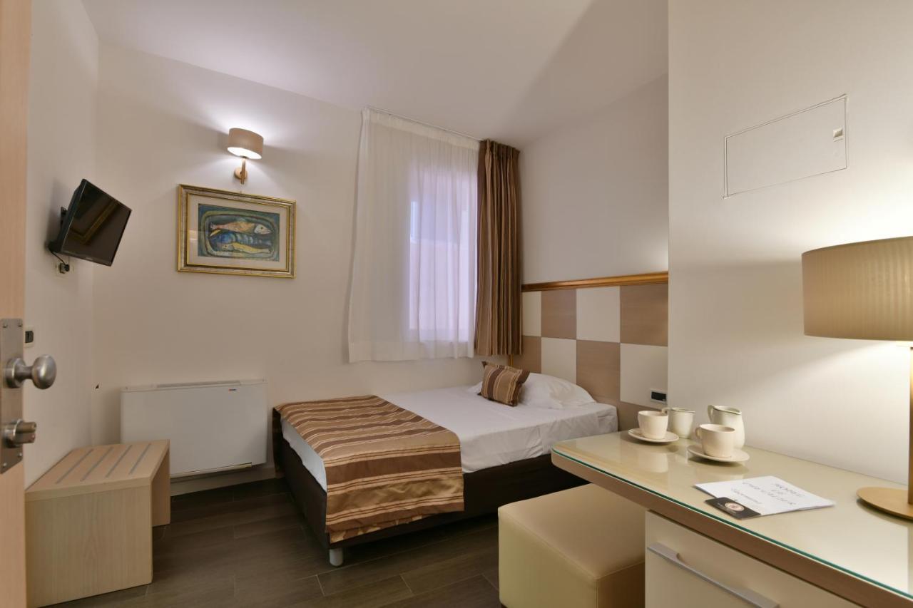 Hotel Le Chevalier Taormina Buitenkant foto